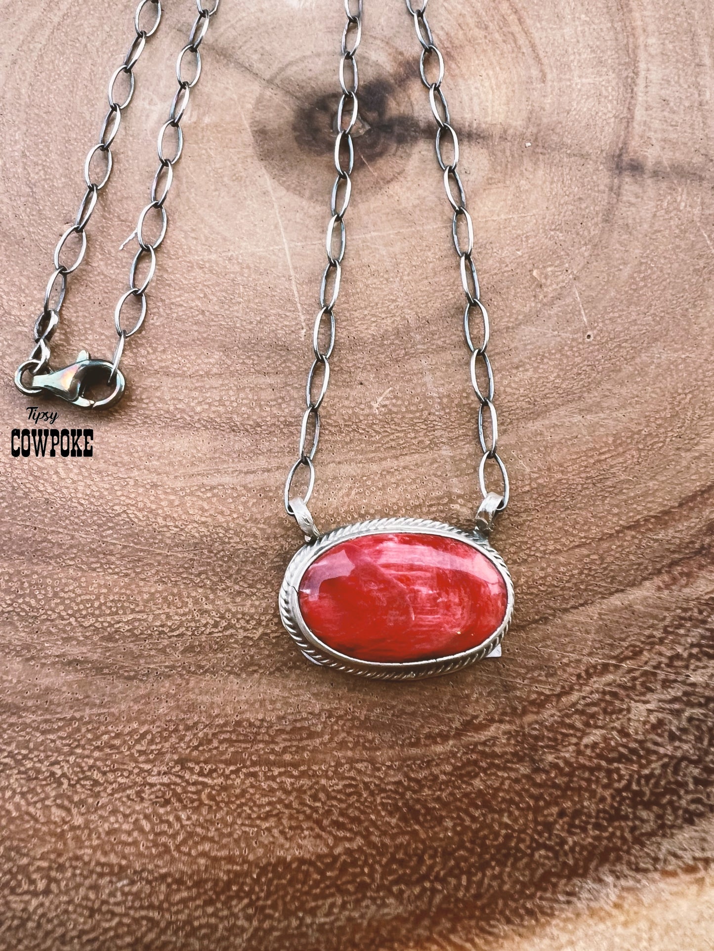 Red Spiny Oyster Necklace