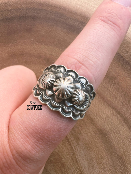 Silver Detailed Cigar Ring