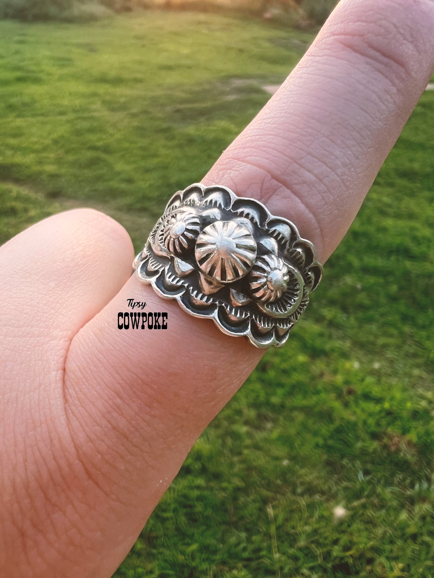 Silver Detailed Cigar Ring